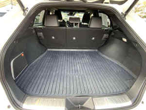 2021 limpio para T o y o t a V e n z a Categoría limitada de herramientas manuales LHD - Product Image 6