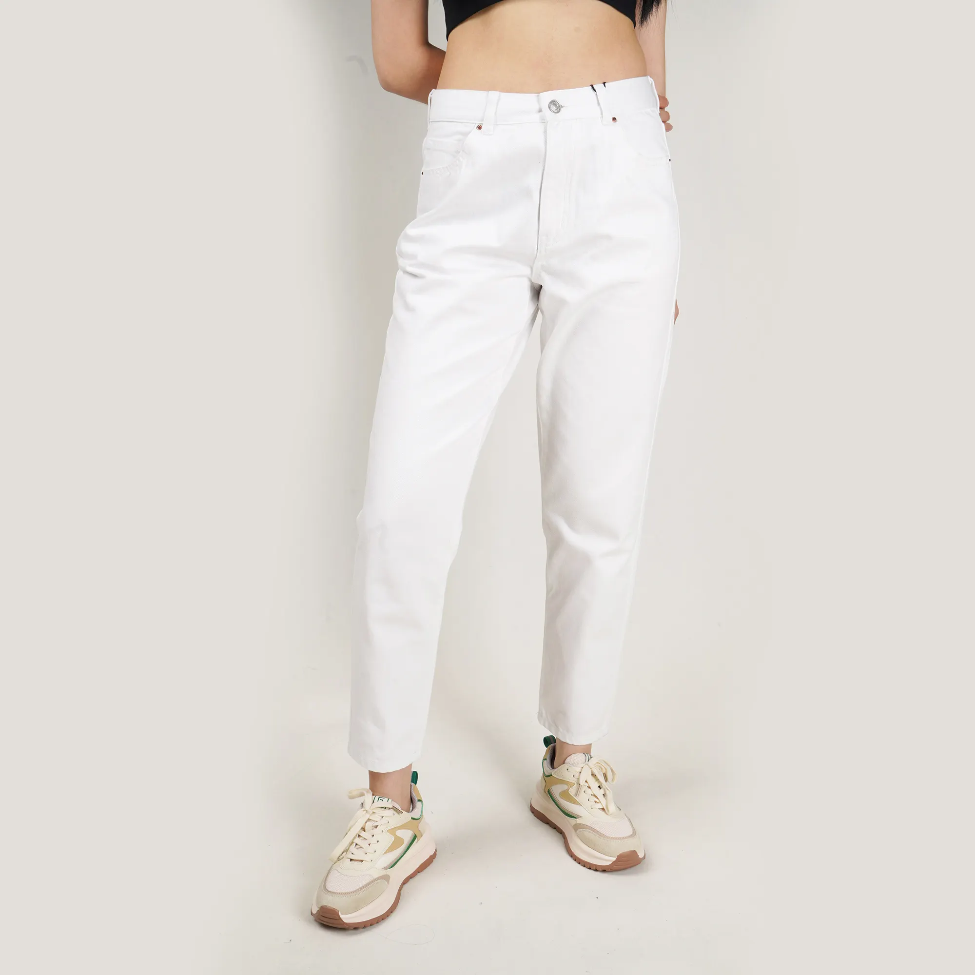WOMEN ER COLORS COTTON LOW WAIST WHITE RELAXED BAGGY JEANS HAILEY-WHITE