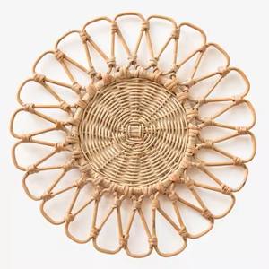 Chemin de table Boho avec sets de table Chargeurs de table Assiettes Napperon en rotin pour événement de fête de mariage rond - Product Image 1