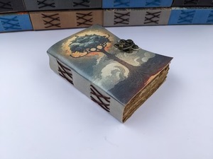 Custom Vintage Deckle Edge Notebook Sketch Books Hilo Cosido Sillín Cosido Costura Encuadernado Libro de Hechizos Sombras - Product Image 4