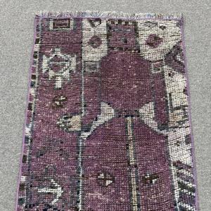 พรมตุรกีวินเทจ ขนาด 1.8x3.6 ฟุต สีม่วง ลายเส้นนามธรรมเล็กๆ ทำจากขนสัตว์ - Product Image 5