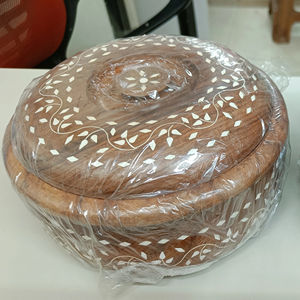 Handmade Wood Tabletop Decorations with Buddhism <b>Theme</b> Polished Handicraft Items for Wedding <b>Gift</b> - Product Image 1