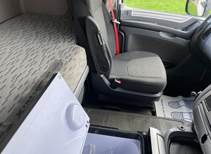 Tracteur routier 201X 6x2 de grande valeur, propre, robuste, moteur diesel 510 CV, cabine à toit haut, camion d'occasion à vendre - Product Image 4