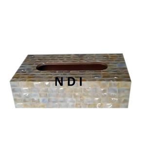 Boîte de rangement pour mouchoirs au style unique, finition plaquée or, porte-mouchoirs en verre pour la décoration de table de resort - Product Image 6