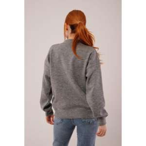 Suéter Gris de Cuello Alto a Media Altura con Estampado Frontal, Estilo Casual, Venta al Por Mayor - Product Image 1