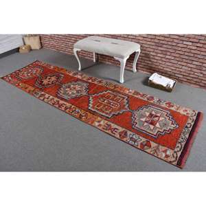 Alfombra Vintage Herki Runner de 2.6x9.8 pies (79x300 cm), Alfombra Turca de Lana con Borde Rojo - Product Image 2