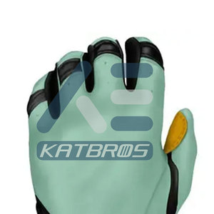 Gants de frappe de baseball en cuir Cabretta de qualité supérieure, ajustement premium, adhérence améliorée, pour les joueurs recherchant une grande durabilité et une fiabilité. - Product Image 3