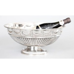 Diseñador inspirado en arte rústico vintage Acabado de color plateado Pulido brillante Suministros de cubo de hielo y vino hechos de metal de primera calidad - Product Image 1