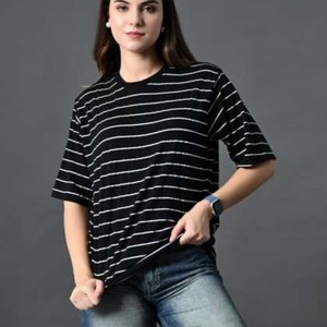 เสื้อยืดกีฬาแขนสั้นลำลองสำหรับผู้หญิงใส่ในฤดูร้อนเสื้อคอกลมทรงพอดีตัวพร้อมไหล่ปกติผ้าคอตตอนถักสีทึบ - Product Image 1