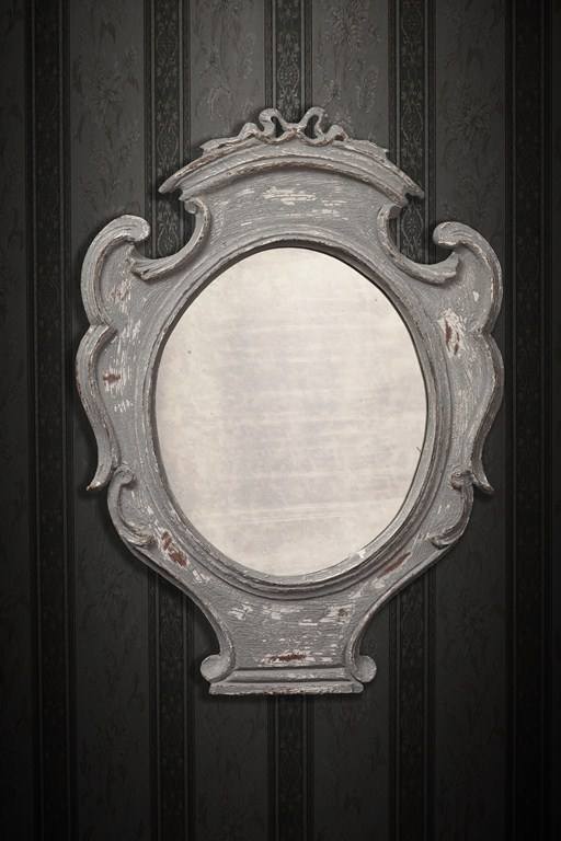 กระจกติดผนัง