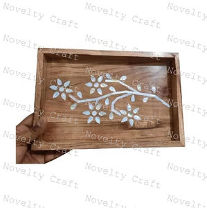 Plateau en bois avec incrustation de nacre, plateau de service pour la maison, l'hôtel, plateau de service alimentaire, fabriqué en Inde - Product Image 4