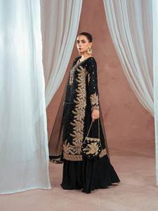 Designer Faux Georgette Séquence Broderie Avec Perle Moti Travail À La Main Top Et Jumelé Avec Palazzo Avec Net Séquence Travail Dupatta - Product Image 2