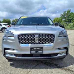 Utilisé soigneusement 2021 L-i-n-c-o-l-n Aviator Reserve AWD - Product Image 1