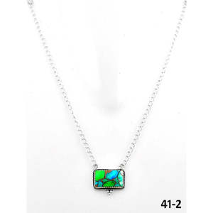 Collier artisanal du Sud-Ouest avec perles d'eau douce, turquoise, motif paon et dahlias, style religieux, en argent sterling et alliage de bois - Product Image 2