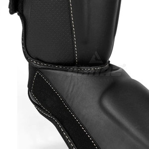 Espinillera con Diseño Estable y Acolchado Cómodo, con Distribución Uniforme del Amortiguamiento y Sujeción Segura - Product Image 6