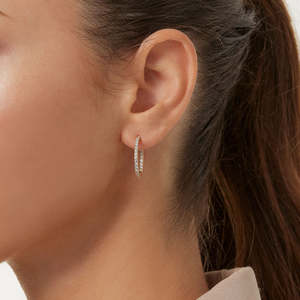 Petites boucles d'oreilles en diamant Cleo - Product Image 3