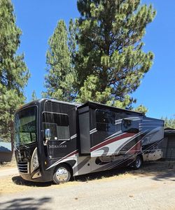 Conteneur Miramar 35.2 T-h-o-p-r M-o-t-o-r C-o-a-c-h d'occasion en excellent état, modèle 2022, pour appartement et camping-car - Product Image 3