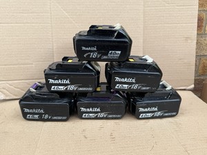 Batería de Iones de Litio Makita 18V 4.0Ah LXT BL1840B Original del Reino Unido 1963990 - Product Image 4