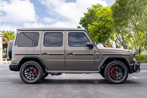 Mercedes G-63 2024, 5 places, intérieur cuir, éclairage LED, toit ouvrant panoramique, pneus R20 - Product Image 4