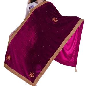 ผ้าคลุมไหล่กำมะหยี่สำหรับฤดูหนาวงานตามสั่งบริการผลิตด้วยมือ - Product Image 6