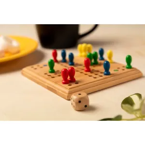 Jeu de société Ludo en bambou durable, gadgets écologiques pour le plaisir en famille - Product Image 4