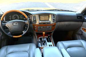 Lexus LX 470 de 2003 d'occasion en bon état, inspecté, série 100, première immatriculation en 2024, récent service de courroie de distribution - Product Image 4