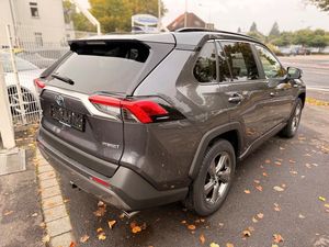โตโยต้า RAV4 ไฮบริด SUV ปี 2019 เครื่องยนต์ 2.0 ลิตร CVT ขับเคลื่อน 2 ล้อ พวงมาลัยซ้าย เบาะหนัง ยาง R17 ไฟหน้า LED รถมือสอง - Product Image 2