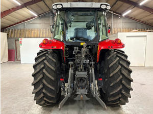 รถแทรกเตอร์ฟาร์มแมสซีย์เฟอร์กูสัน5610 - Product Image 4