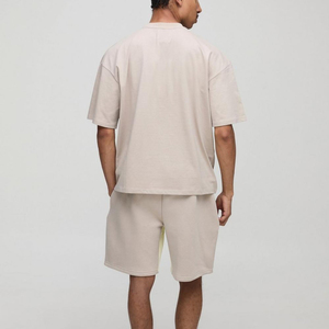 Nouveau design hommes 2 pièces t-shirts et shorts ensembles été vêtements décontractés 100% coton personnalisé brodé logo confortable hommes ensemble court - Product Image 5