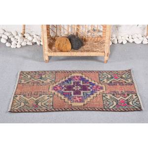 Tapis Turc Vintage 1.5 X 2.8ft Classique Marron Violet Grande Surface Laine Patchwork Design pour Salon ou Couloir pour Adolescents - Product Image 1