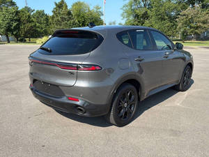 Dodge Hornet R/T 2024 Usado en Buenas Condiciones - Product Image 4