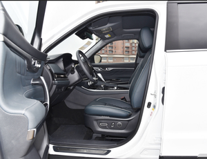 รถ SUV มือสอง Changan CS95 Plus เครื่องยนต์เบนซิน ผลิตในจีน ขาย - Product Image 4