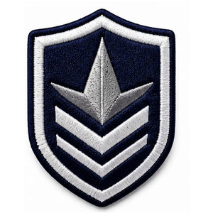 Écussons brodés personnalisés durables pour uniformes de régiment, emblèmes détaillés en fil, à coudre, en polyester, pour décoration de chapeaux - Product Image 1