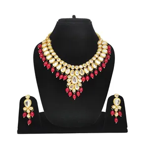 Ensemble de collier Kundan rouge perlé Meenakari en laiton plaqué or, bijoux fins avec perles et diamants pour mariage ou cadeau - Product Image 2