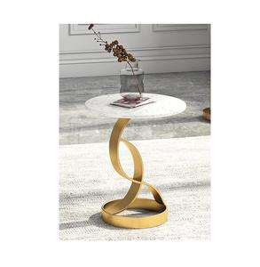 Grande table d'appoint contemporaine moderne en laiton avec plateau en marbre utilisée pour les meubles de décoration intérieure minimalistes classiques - Product Image 1