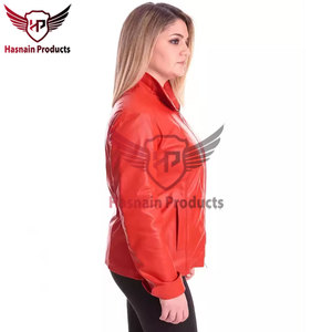 Blouson de motard en cuir véritable rouge pour femme, col montant, en peau de mouton, fermeture éclair avant, poches latérales, coupe ajustée, vêtement d'extérieur chaud et personnalisé - Product Image 4