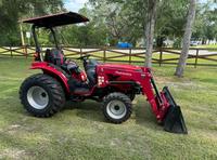 TRACTOR CARGADOR MAHINDRA 1626 DE ALTO RENDIMIENTO, 25.9 HP, 4X4, MOTOR DIÉSEL DE 3 CILINDROS, SISTEMA DE TRANSMISIÓN HIDROSTÁTICA DE 3 RANGOS EN VENTA