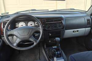 มิตซูบิชิ มอนเทโร สปอร์ต XLS ปี 2004 มือสอง พวงมาลัยซ้าย/ขวา - Product Image 3