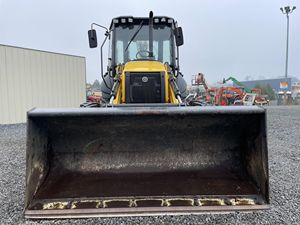 New Holland B75D Tractor Loader Tractopelle Cab w/HVAC, 4x4, Extenda-hoe - Product Image 3