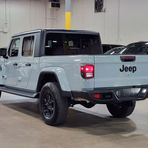 Jeep Gladiator Texas Trail 2023 - Product Image 1