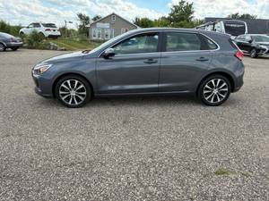 Hyundai Elantra GT d'occasion 2018 à bas prix à vendre - Product Image 5