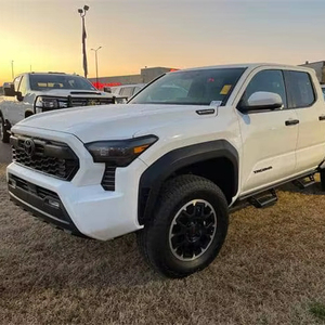 2024 para Tacoma Hybrid TRD Motor Turbo R17 Asientos de tela con interior oscuro 4 plazas Techo solar panorámico Volante a la izquierda Automático - Product Image 1