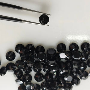Espinela Negra Natural de 6 mm, Corte Brillante Redondo, Piedras Preciosas Sueltas de la Mejor Calidad para la Fabricación de Joyas - Product Image 1