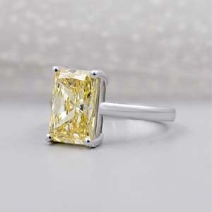 Bague de fiançailles solitaire en diamant jaune radiant fantaisie certifié IGI, bijoux de luxe - Product Image 4