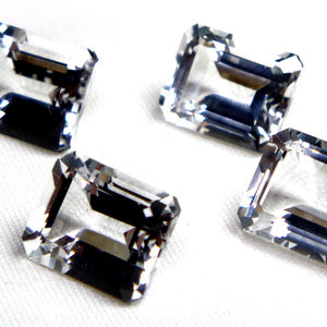 พลอยบุษราคัมสีขาวธรรมชาติคุณภาพสูงอัญมณีบำบัดหลวมเจียระไนแบบเหลี่ยมเพชรพลอยขายส่งสำหรับการตั้งค่าเครื่องประดับจำนวนมาก - Product Image 1