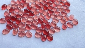 Natural <b>Strawberry</b> Quartz Oval Cabochon Gemstone 10x14mm Flat Back Loose Gemstones - Product Image 3