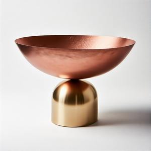 Bol de service en laiton à morsure de monarque en forme ronde personnalisée pour la maison, l'hôtel, le mariage et la décoration. - Product Image 6