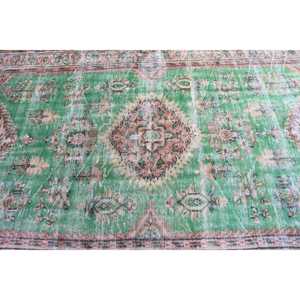 Tapis turc vintage 5,7x8,5 pi (174x259 cm), tapis en laine vert patchwork - Product Image 4