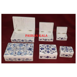 Marbre blanc avec finition fine et incrustation de fleurs en nacre bleue polie lisse Boîtes de rangement pour bijoux de conception différente - Product Image 1