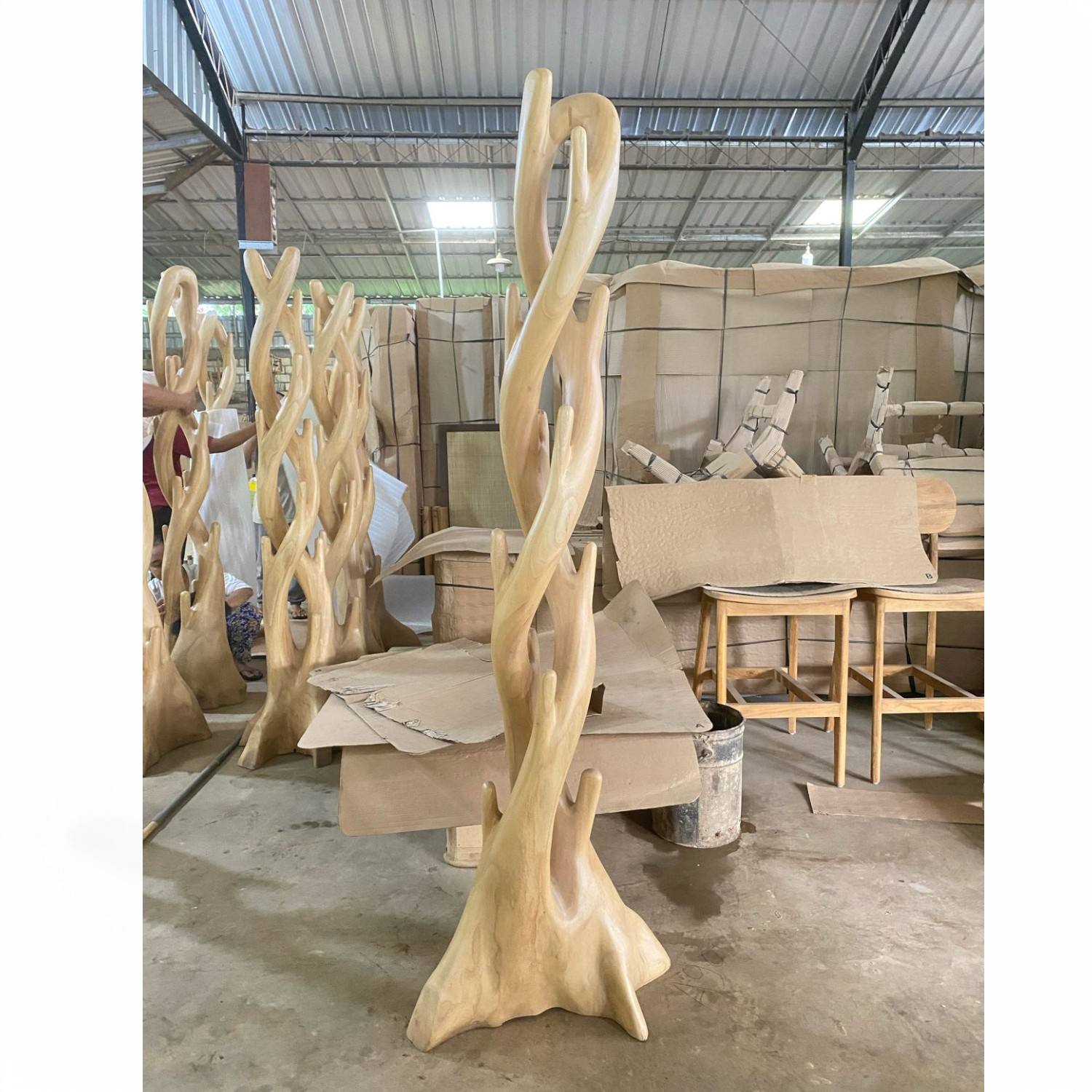 เคลือบไม้ suar ธรรมชาติ